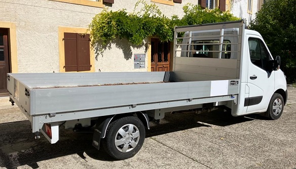 20230270RENAULT (4).jpeg