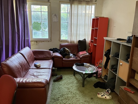 Bureau (4).WEB.jpg