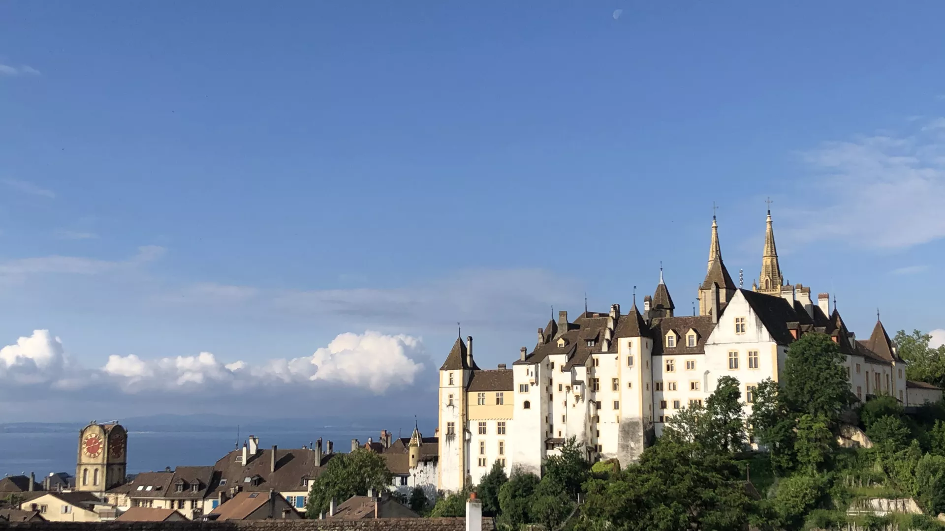Vue du château de Neuchâtel