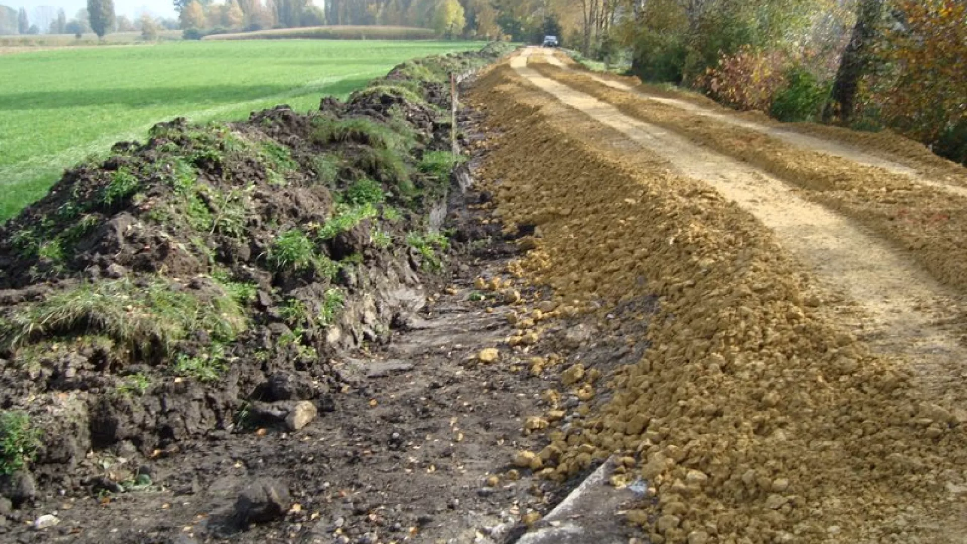 Rehaussement des berges de la Thielle