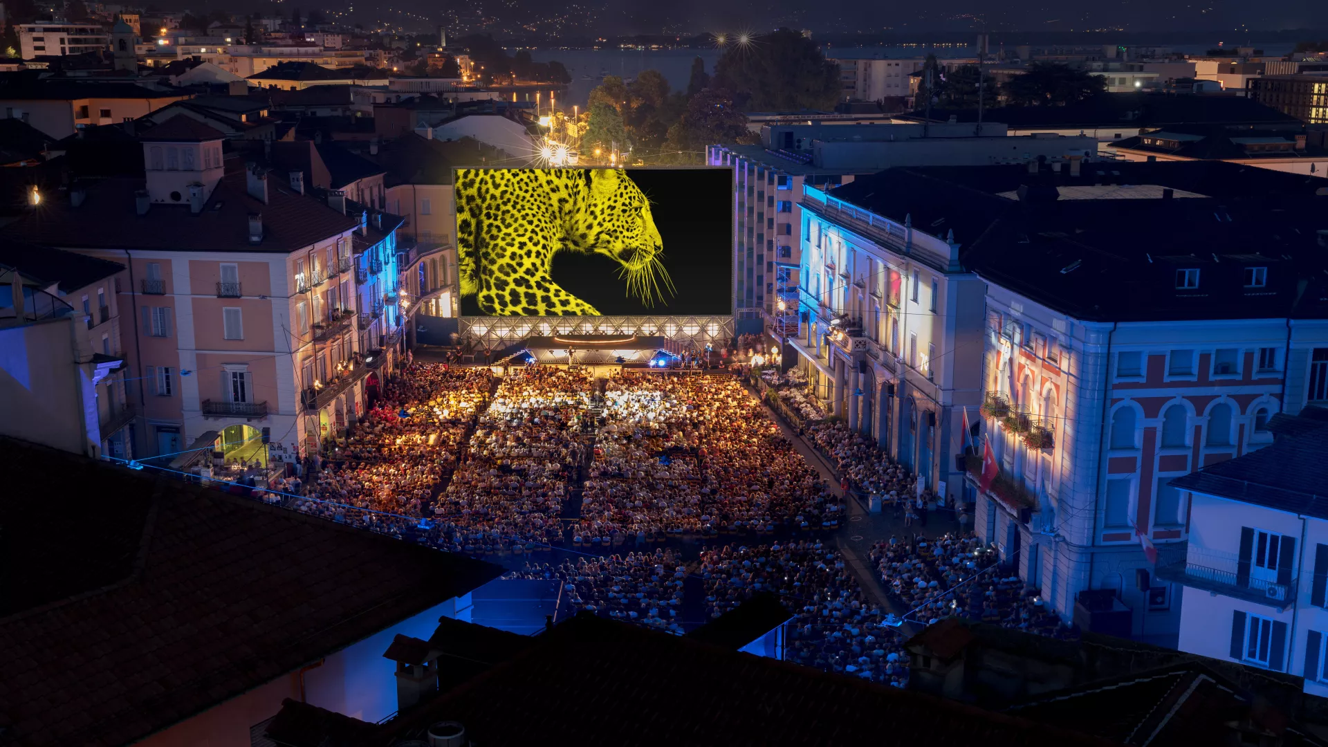 Une illustration de la Piazza Grande à Locarno, accueillant le Locarno Film Festival.