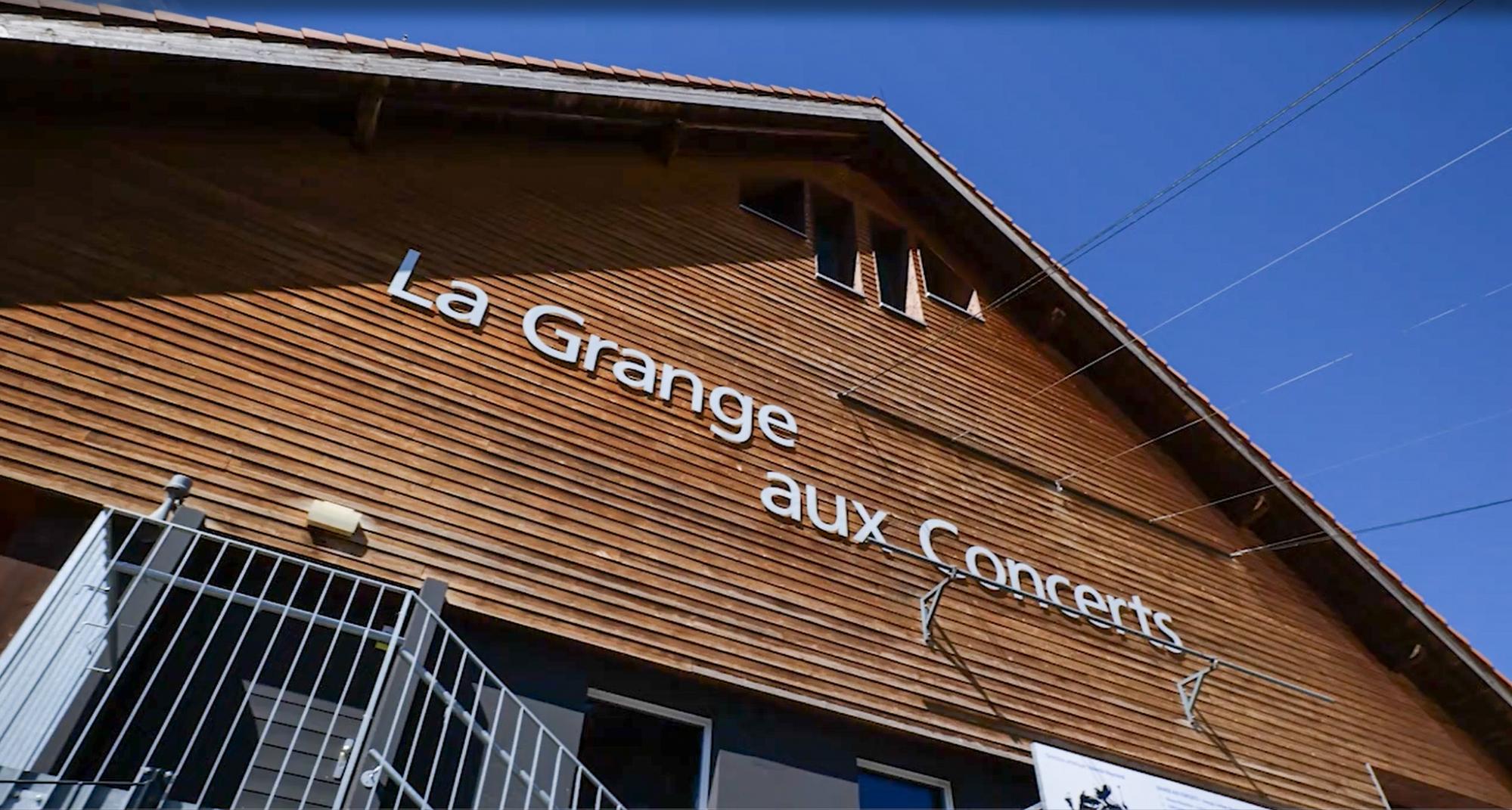 grange-avant_2000.jpg